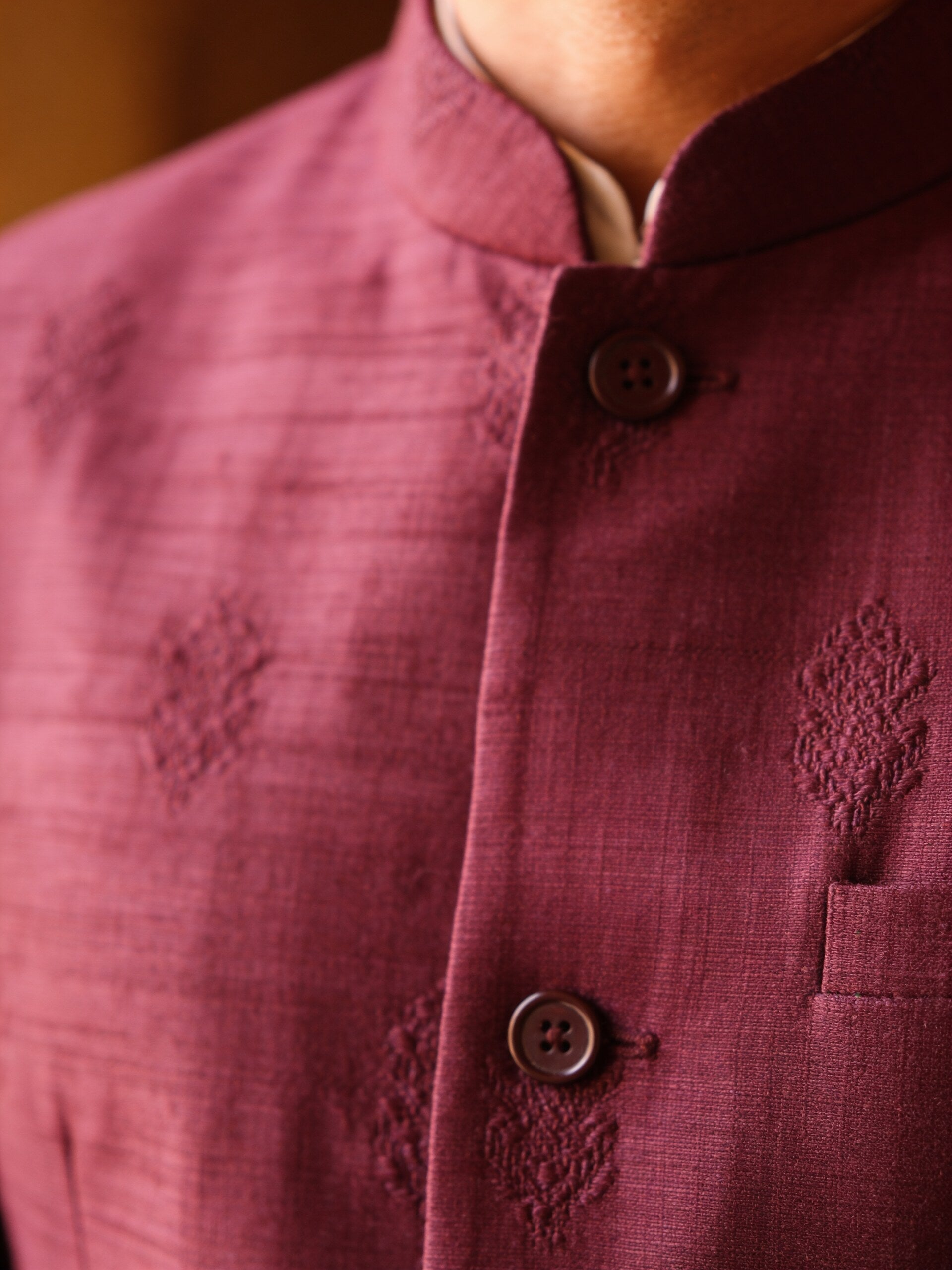hs26-embroidered-bandhgala-wine macro